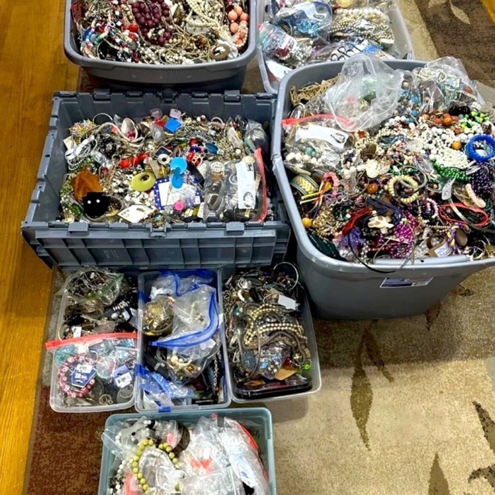 SALE!!  20 Pieces or more. Lbs of Random unearth jewelry.